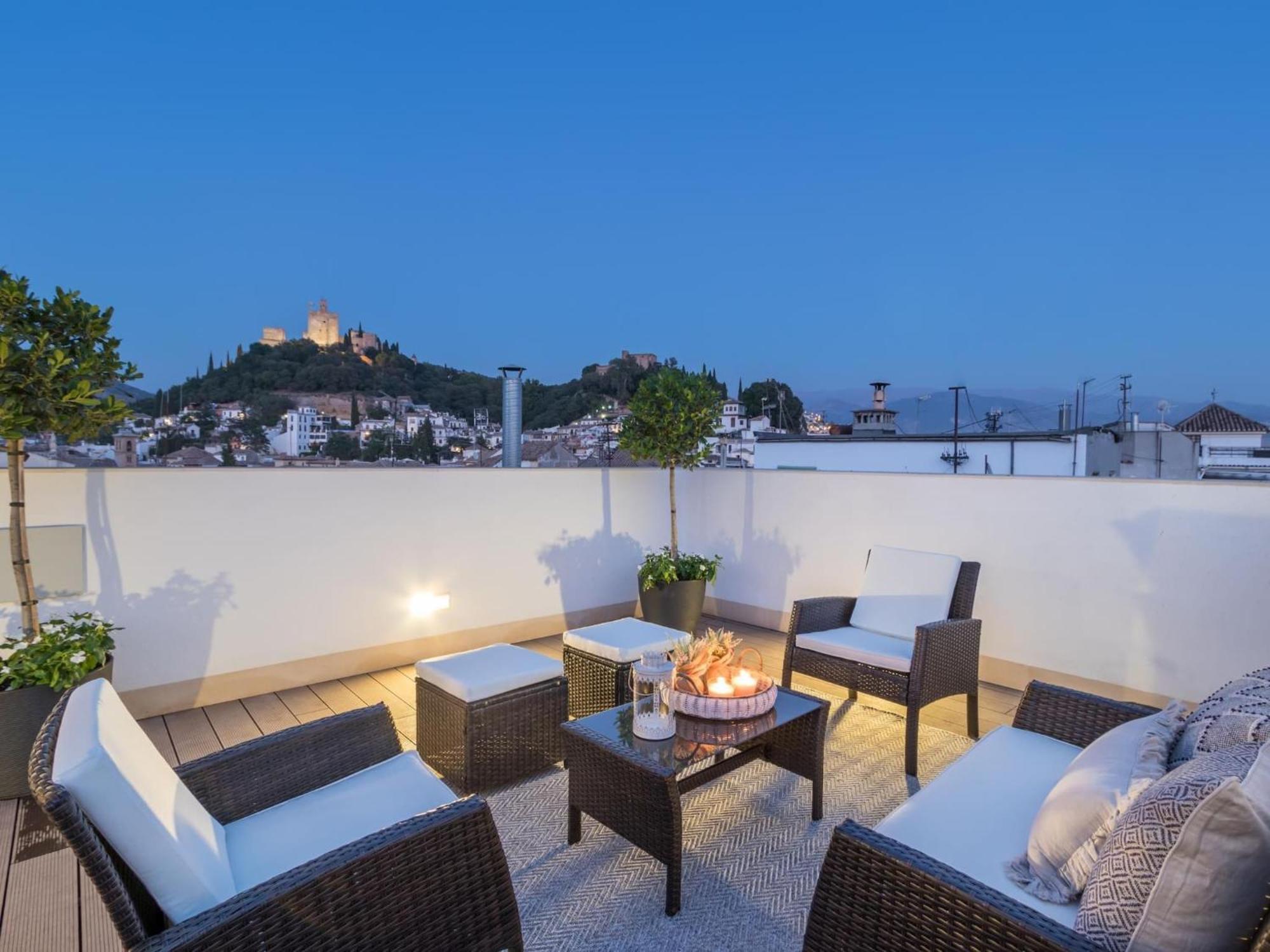 Chezmoihomes Luxury Plaza Nueva Penthouse غرناطة المظهر الخارجي الصورة
